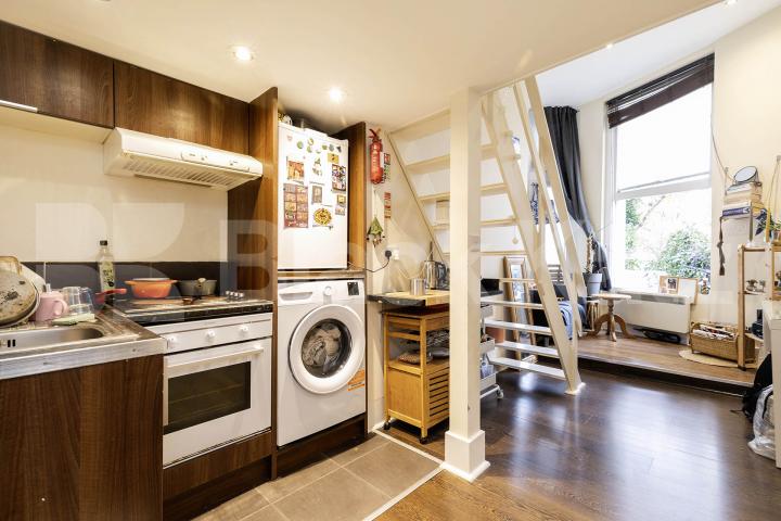 			Studio Apartment, 1 bath, 1 reception Apartment			 Sutherland Avenue, Maida Vale